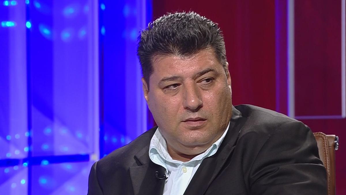 ies la iveala noi denunturi la comanda tinta sefa inaltei curti fost avocat mi au propus sa semnez