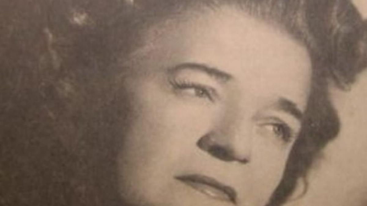 povestea putin stiuta a reginelor romantelor ioana radu si mia braia cum au ajuns sa se dusmaneasca