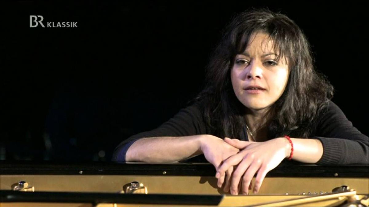 mama pianistei mihaela ursuleasa agripina ursuleasa dorul e din ce in ce mai mare