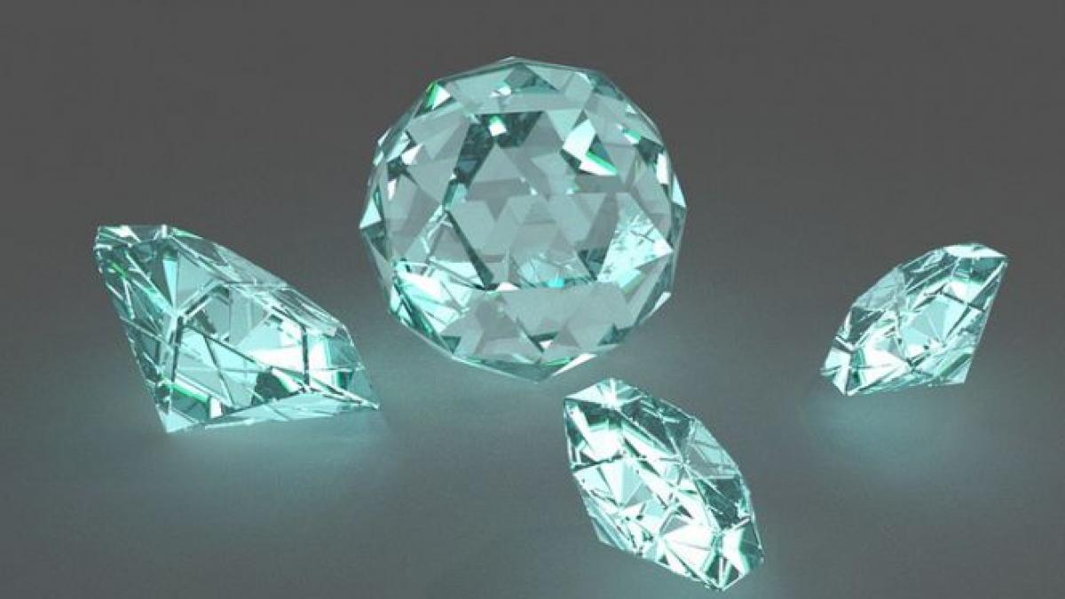 interiorul pamantului este plin de diamante dar nu se poate ajunge la ele