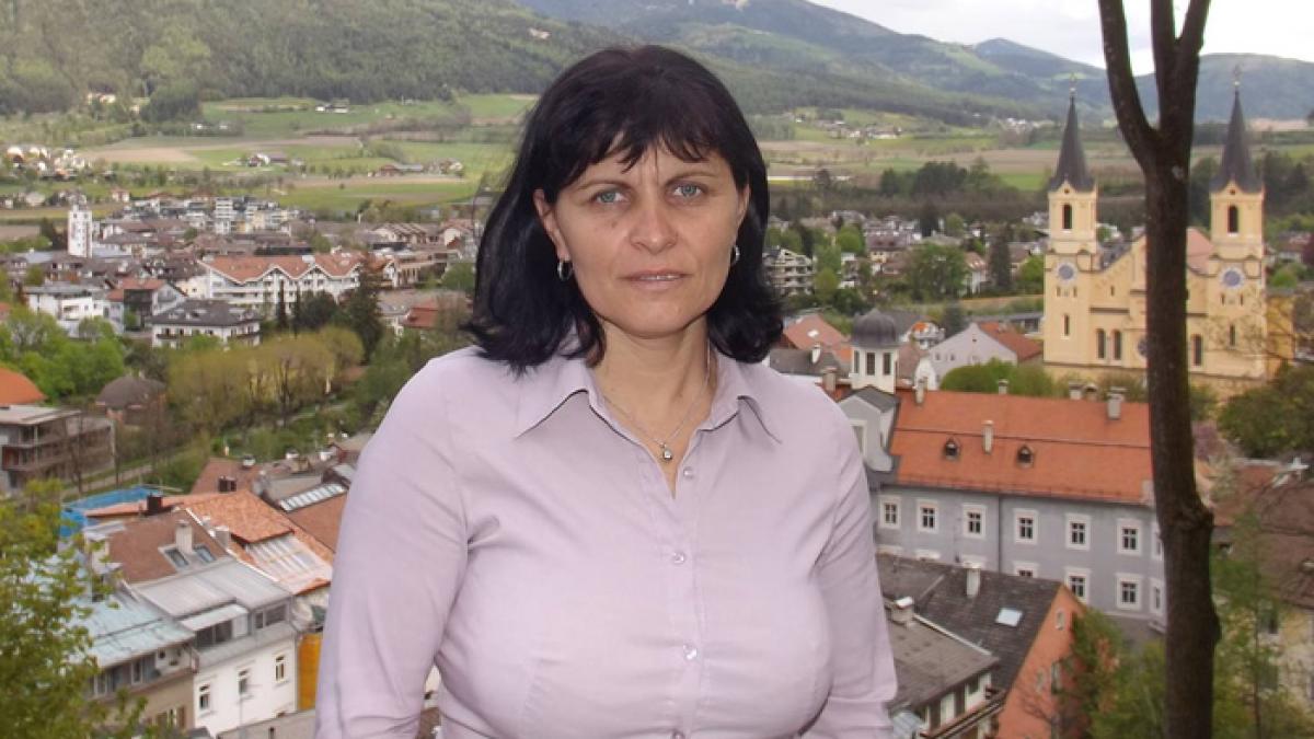 o romanca a fost strangulata si incendiata in italia