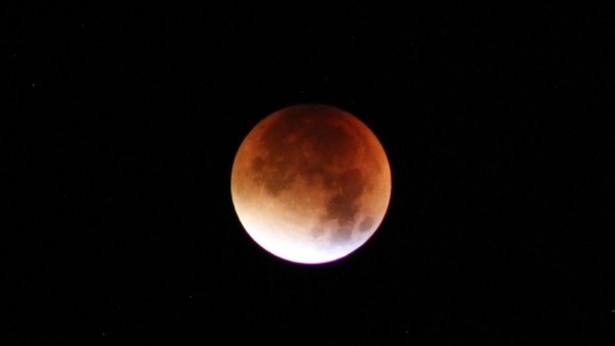 horoscop zodiile care vor fi cel mai putin afectate de luna sangerie din 27 iulie