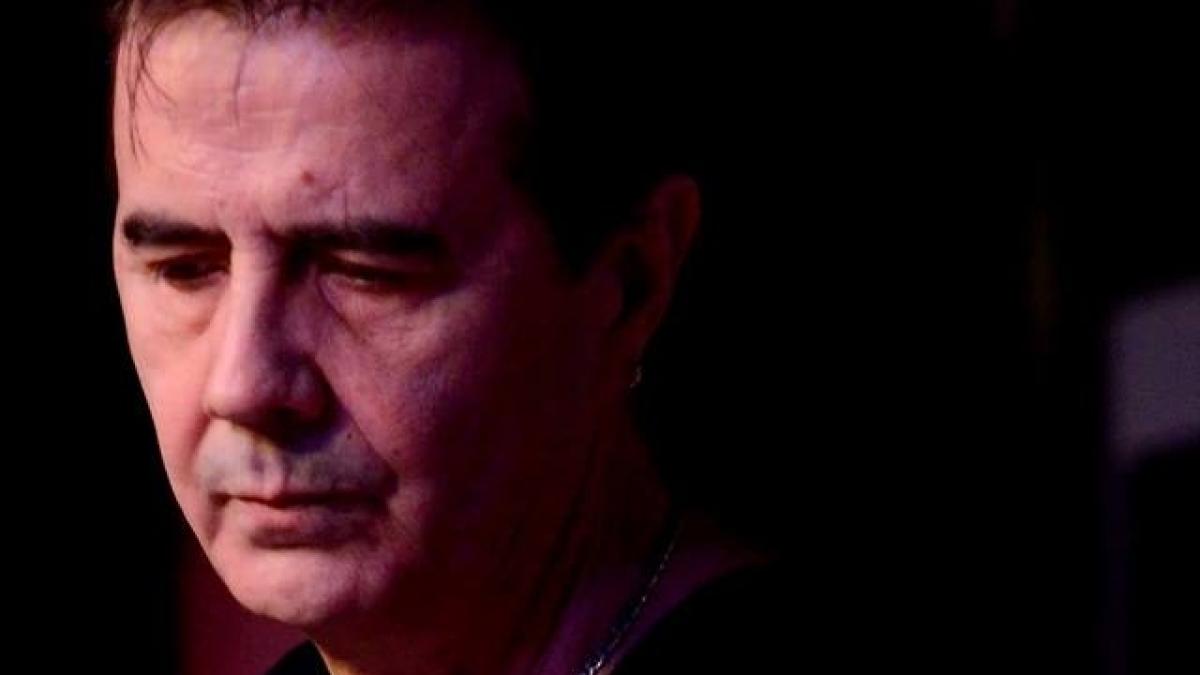 doliu in lumea muzicii chitaristul vali rotari a fost invins de cancer