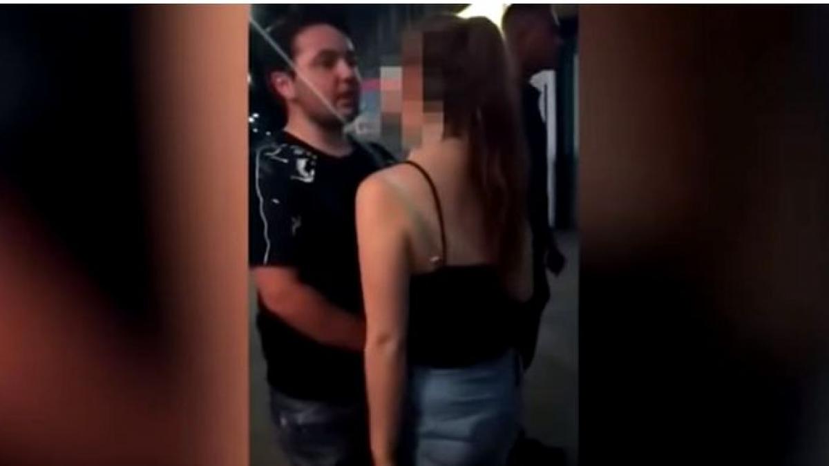 o tanara de 18 ani batuta si lasata inconstienta in fata unui club de noapte