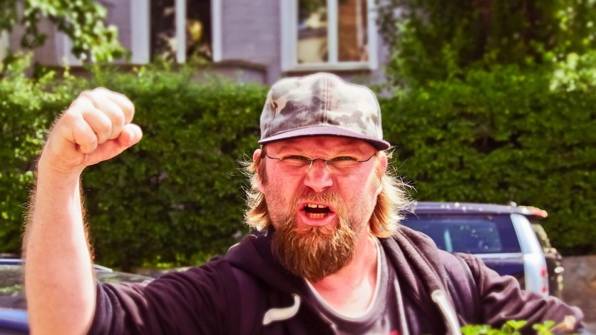 glumele rautacioase pe seama vecinilor de granita cum ii inteapa romanii pe unguri