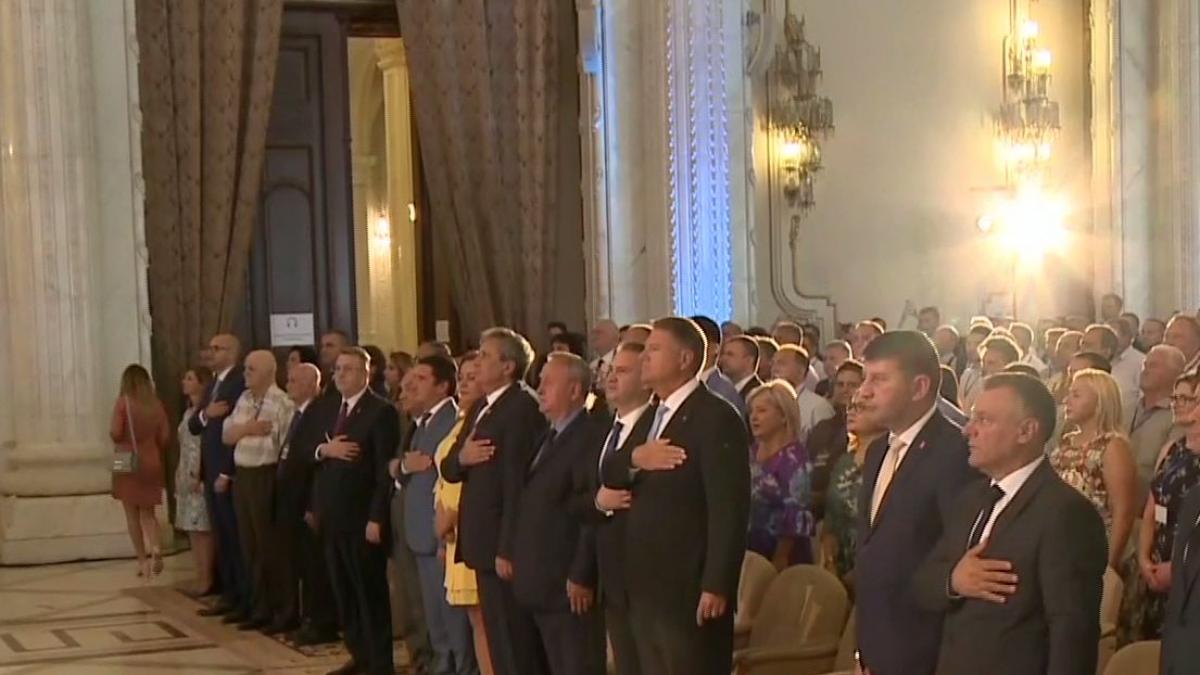 consiliul national al pnl se reuneste sambata presedintele iohannis invitat la intalnire