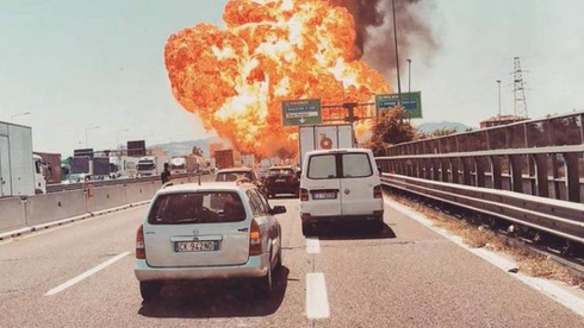 explozie in apropiere de aeroportul din bologna