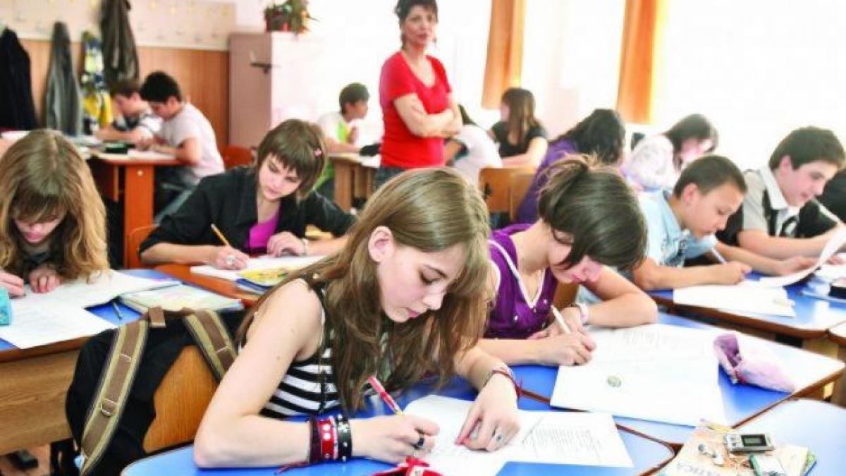 s a dat lege elevii si studentii primesc 720 de lei