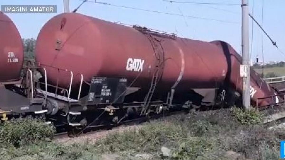 un tren a deraiat in judetul dolj era incarcat cu biocombustibil