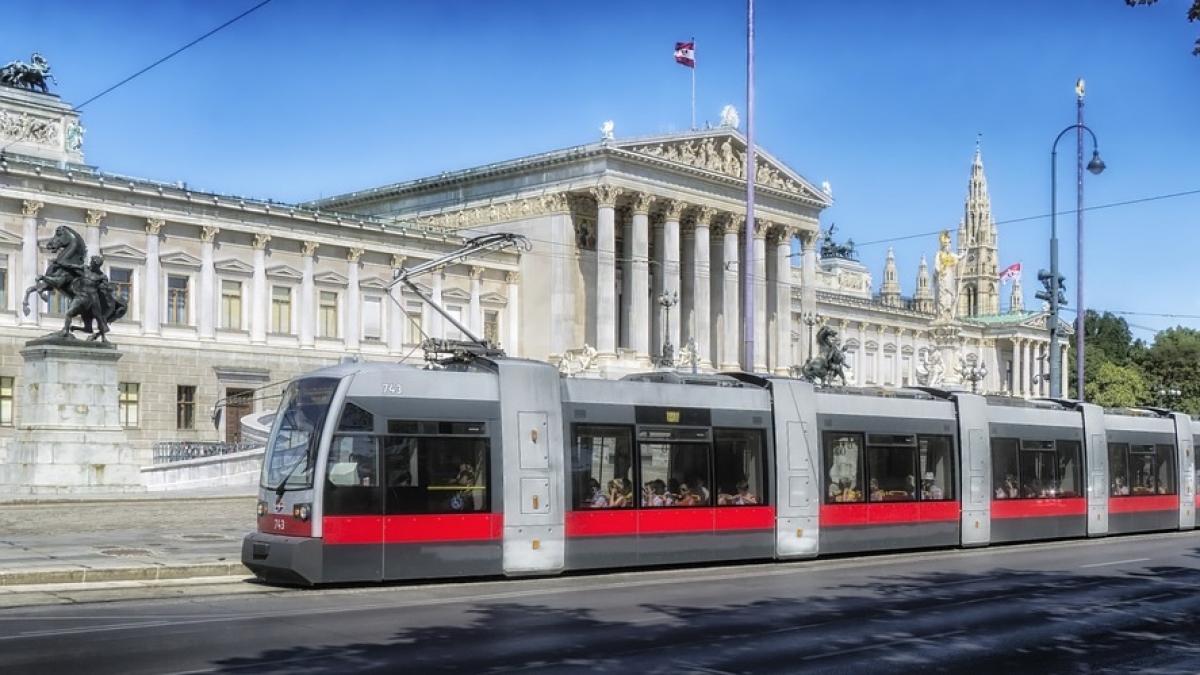 a fost desemnat cel mai bun oras pentru locuit are multe spatii verzi iar transportul public este