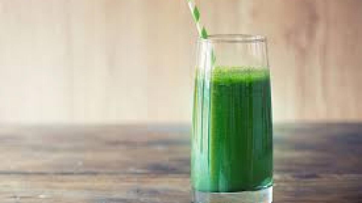 ai probleme cu somnul poti consuma sucul natural care combate insomnia