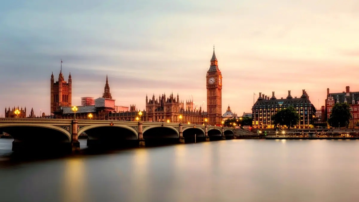 autorul atacului cu vehicul din londra a fost arestat