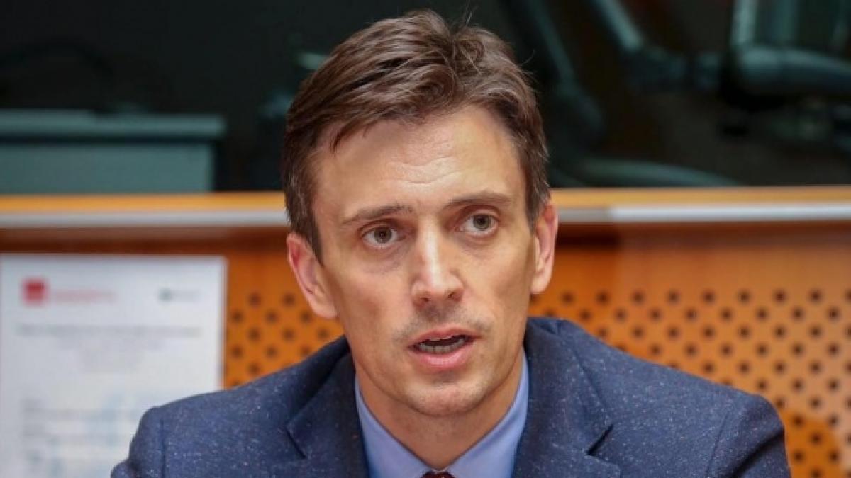 dan nica catalin ivan o ia pe urmele monicai macovei