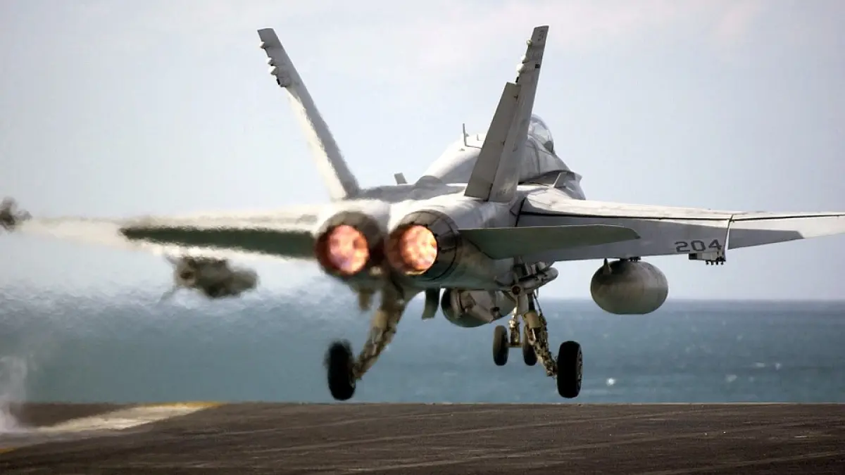 canada trimite in romania 135 de militari si avioane multirol pentru misiuni aeriene nato