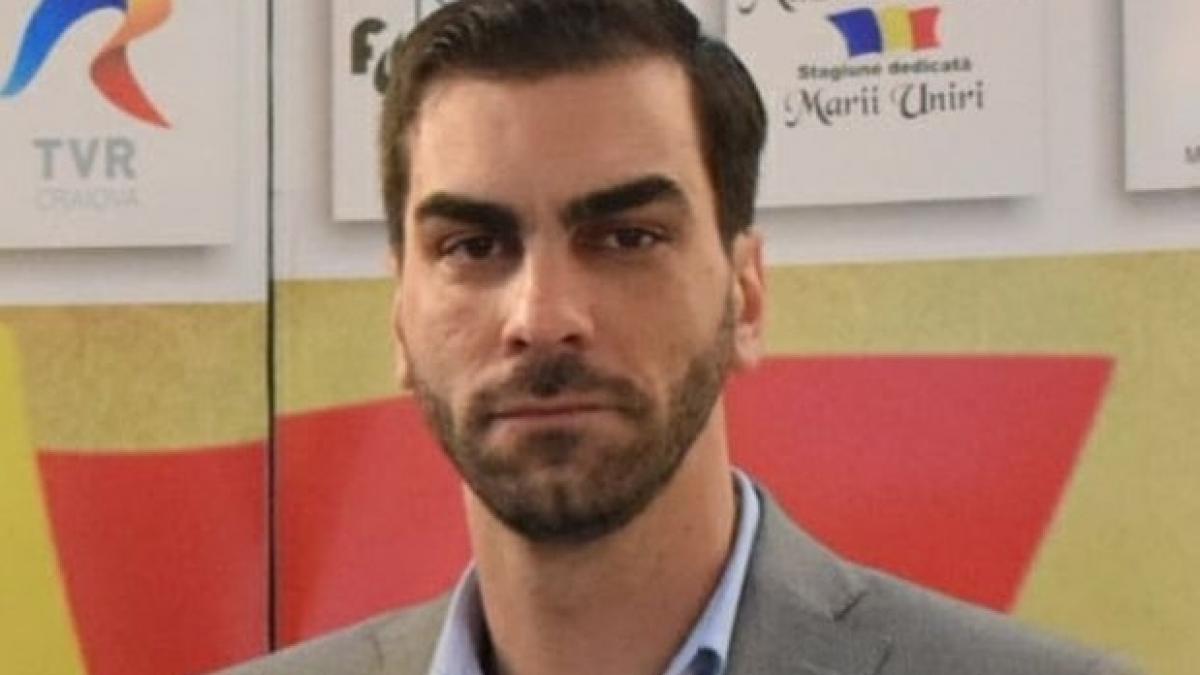 directorul filarmonicii oltenia isi cere scuze dar nu demisioneaza dupa ce a spus ca mamele care au