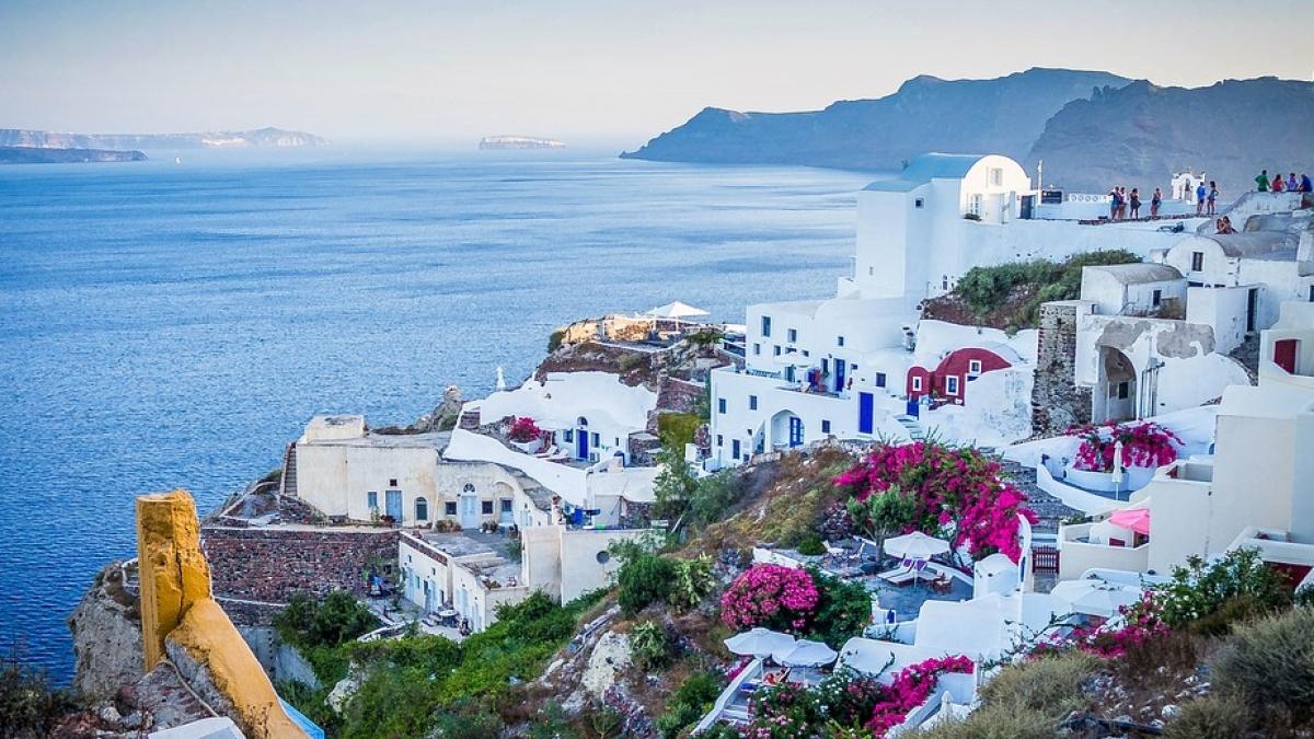 avertisment pentru romanii care isi petrec vacanta in grecia