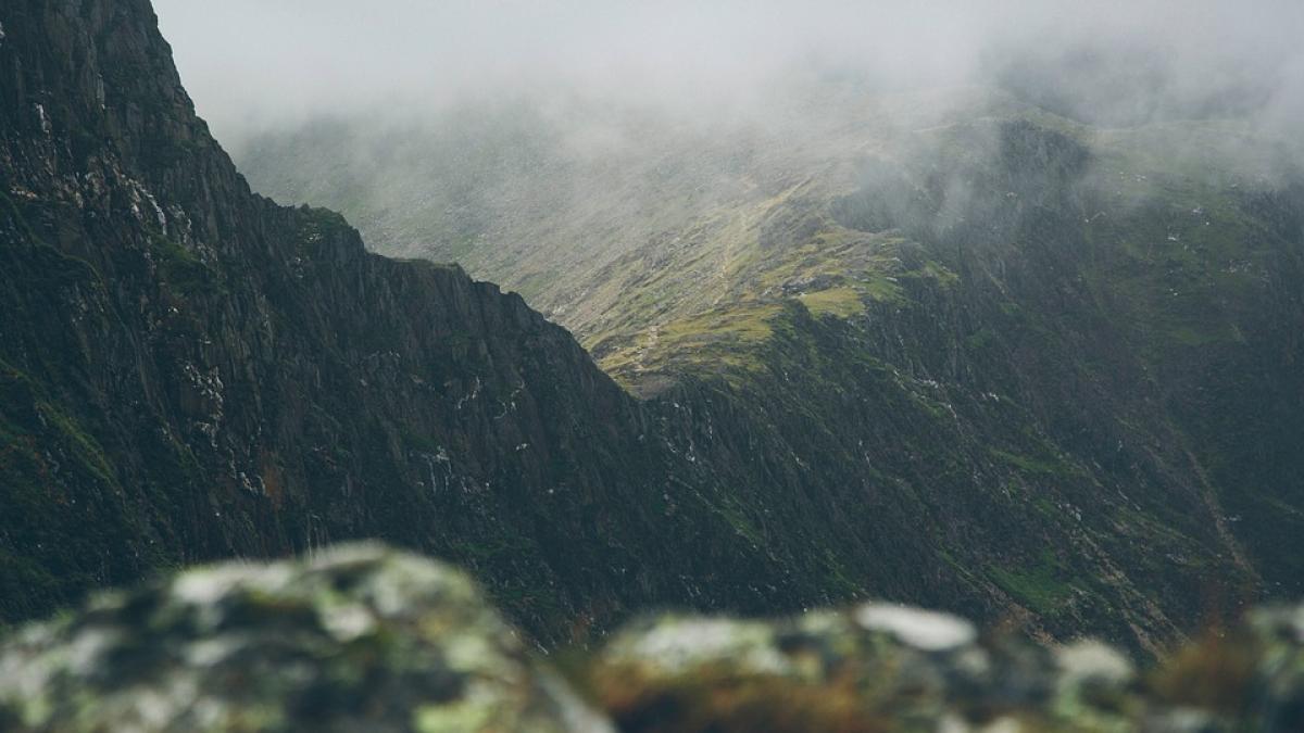 alerta la busteni o femeie si a pierdut viata dupa ce a cazut intr o prapastie o alta este grav