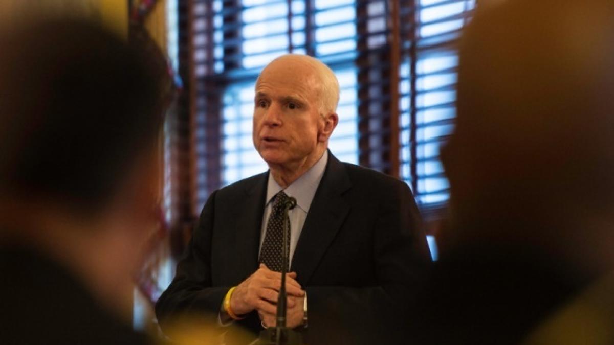 senatorul republican john mccain a murit la varsta de 81 de ani