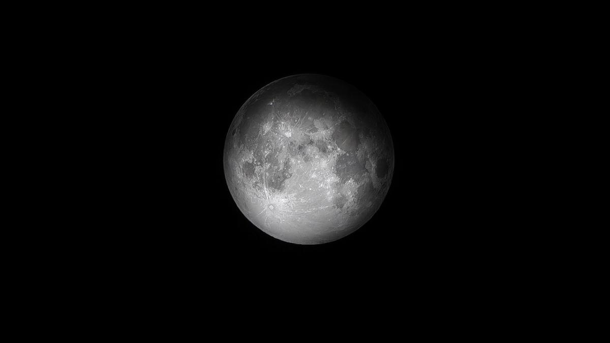 descoperire socanta pe luna ce au gasit cercetatorii in umbrele craterelor