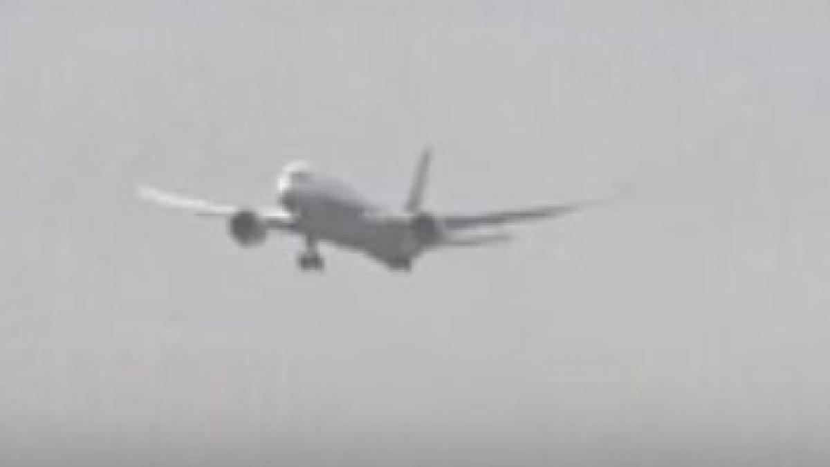 momentul terifiant in care un pilot e la un pas sa rateze aterizarea din cauza vantului puternic