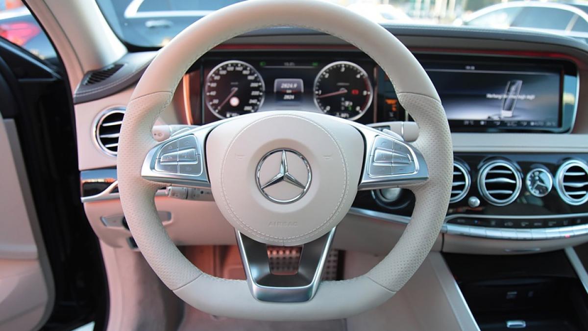 top 5 masini de lux pe care le vinde fiscul preturile sunt ridicole foto