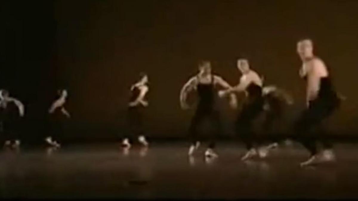 unul dintre cei mai de succes coregrafi ai dansului modern a murit