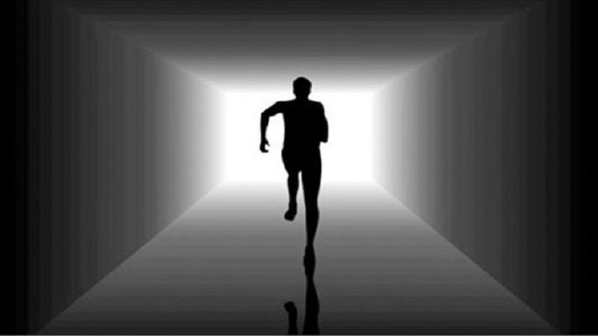 barbatul din imagine se apropie sau se departeaza de tine raspunsul dezvaluie totul despre tine