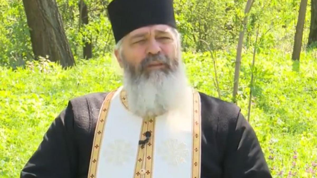 un cunoscut preot din iasi a vorbit despre sfarsitul lumii se uita dumnezeu la umanitatea asta si