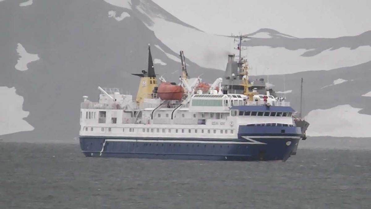 orasul in care daca vrei sa te muti esti obligat sa te operezi