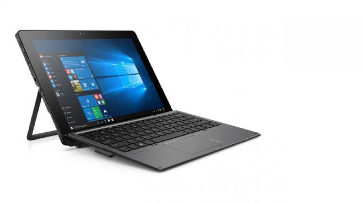 reduceri emag laptopuri zece modele la oferta astazi