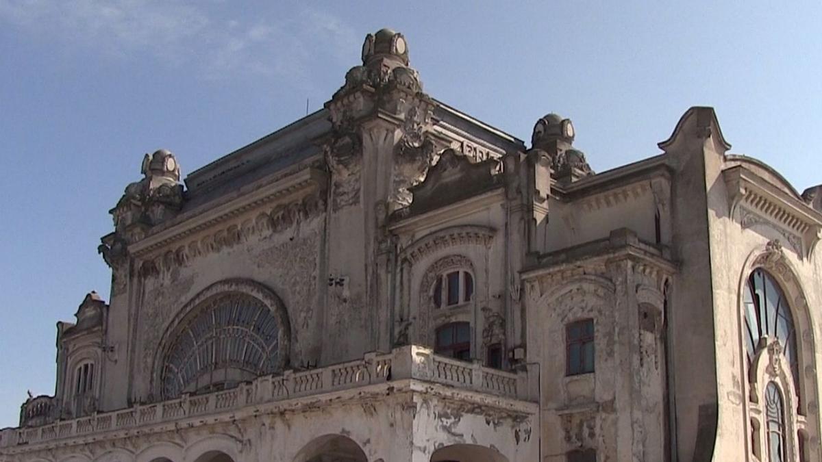 romania isi bate joc de patrimoniul istoric cazinoul din constanta lasat in paragina