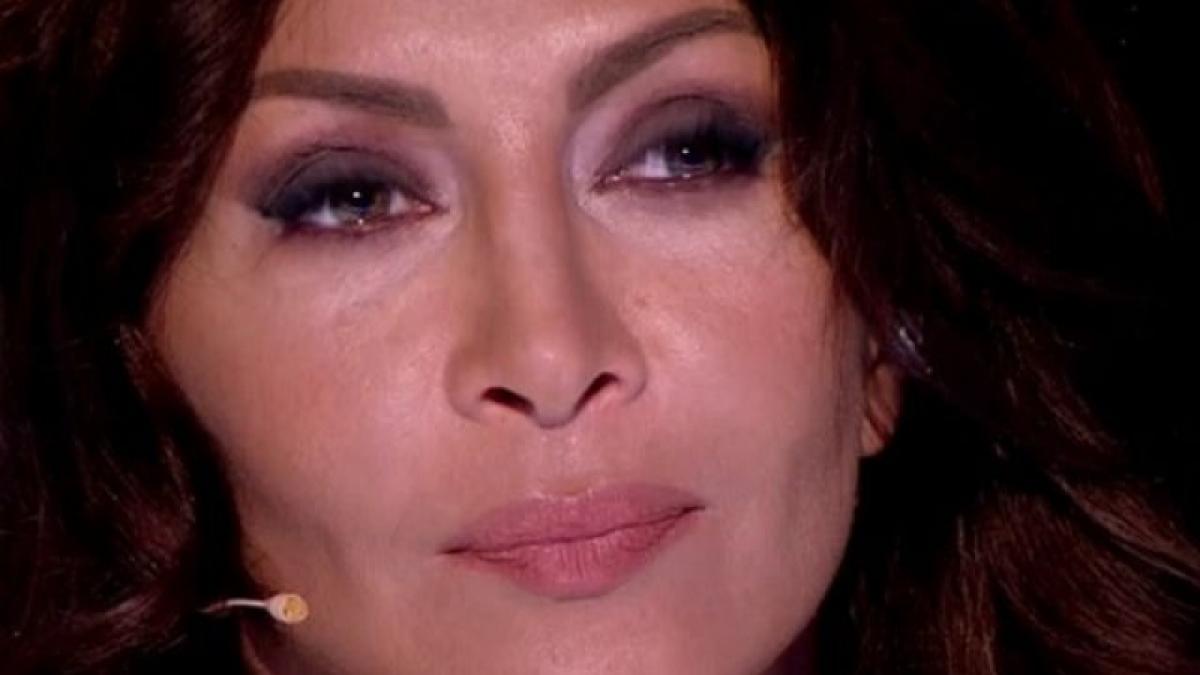 medic estetician o desfiinteaza pe mihaela radulescu a exagerat cu operatiile