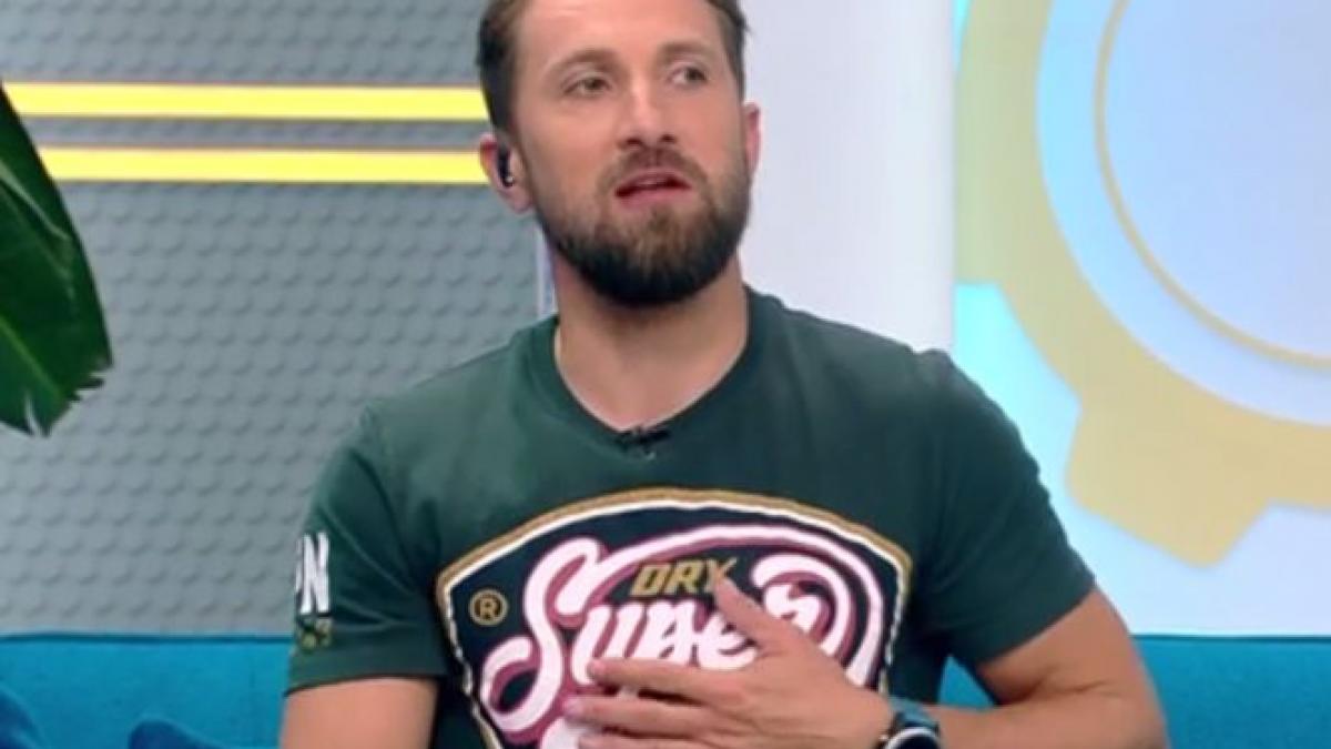 dani otil s a intalnit din nou cu ursul am auzit un sunet foarte ciudat era foarte aproape dupa am