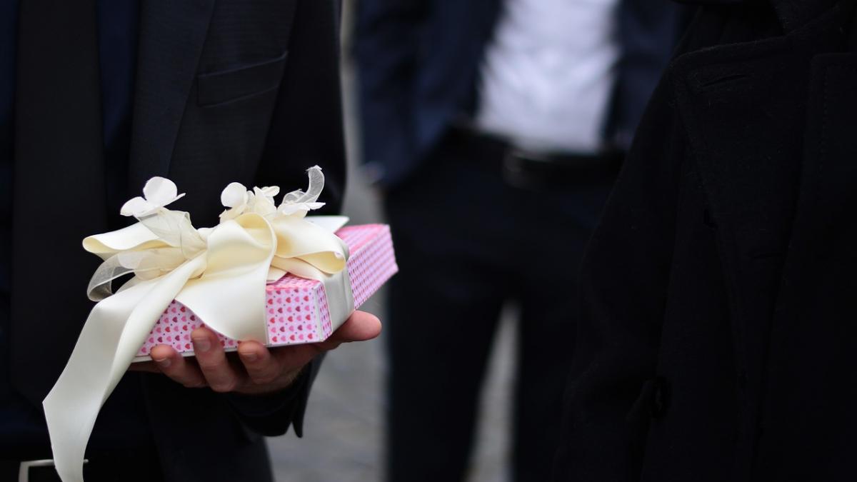 senatul a adoptat in procedura de urgenta proiectul legislativ privind instituirea zilei daruirii