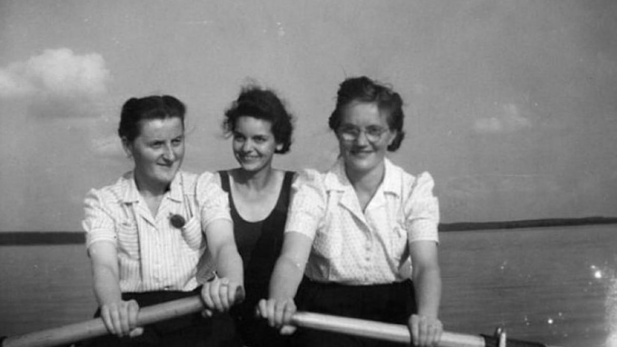 cruzimea gardienilor cu fusta din cel mai mare lagar nazist pentru femei