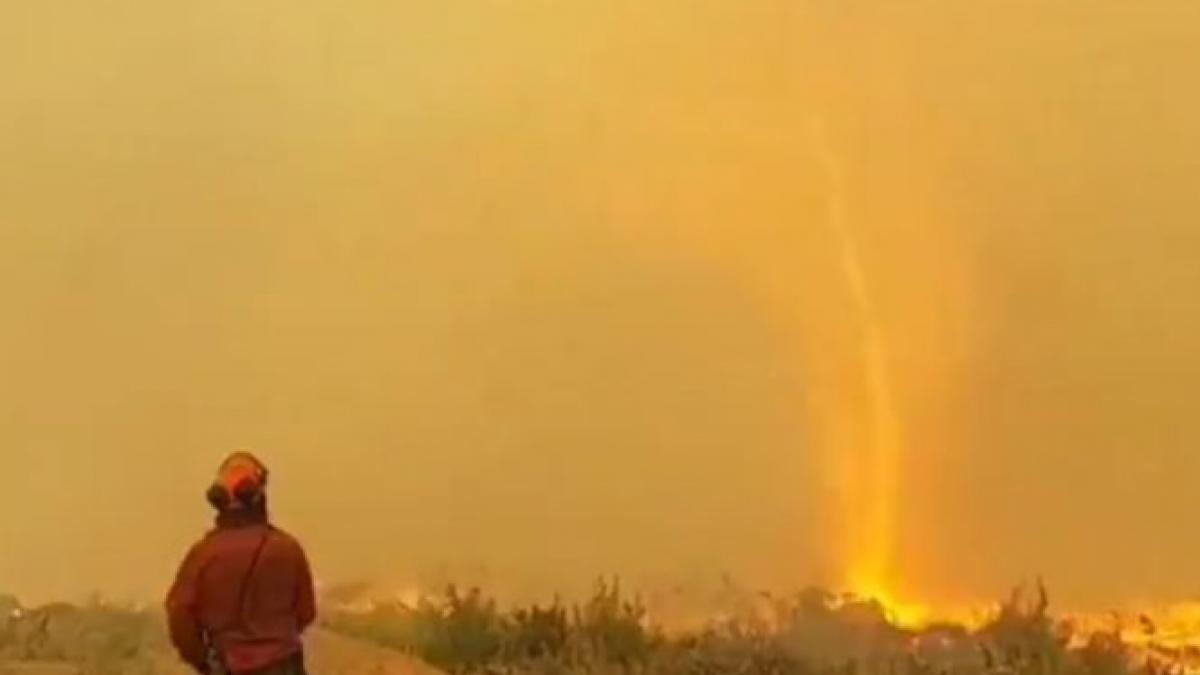 un fenomen inspaimantator a fost inregistrat in canada dupa incendiile de vegetatie pompierii au