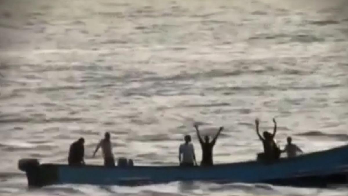 cine este marinarul roman rapit de piratii nigerieni