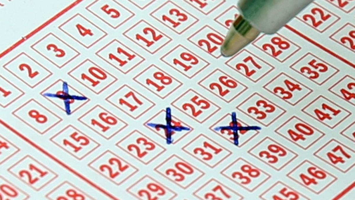 un barbat a castigat aproape 1 milion de dolari dar a descoperit abia dupa noua luni cum este