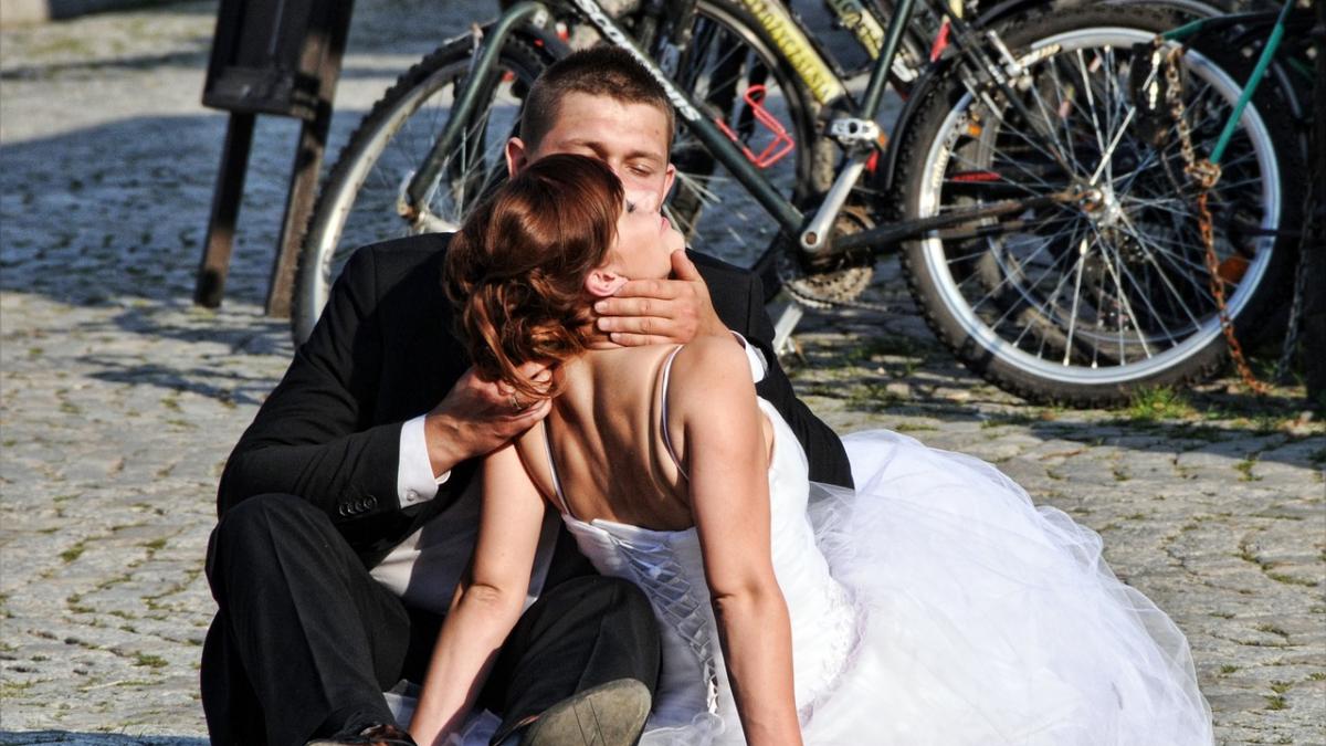 nunta la care toata lumea a plans cu lacrimi amare motivul e cumplit mireasa abia aflase totul