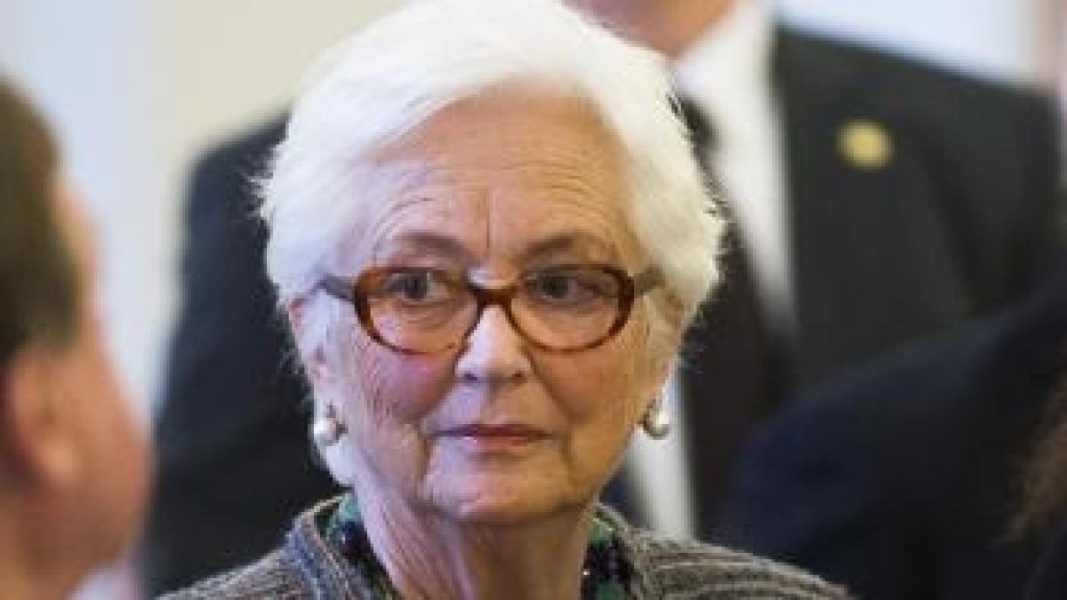 regina paola a belgiei a suferit un accident vascular cerebral