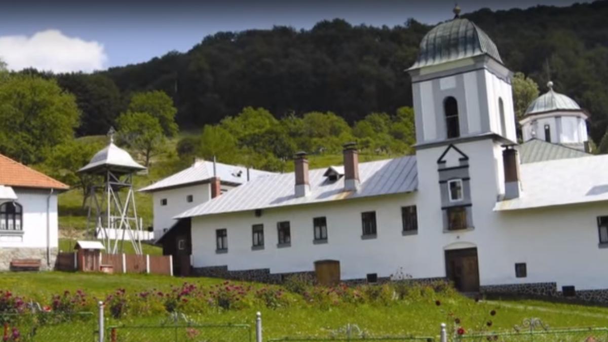 singurul loc din romania unde este interzis accesul femeilor