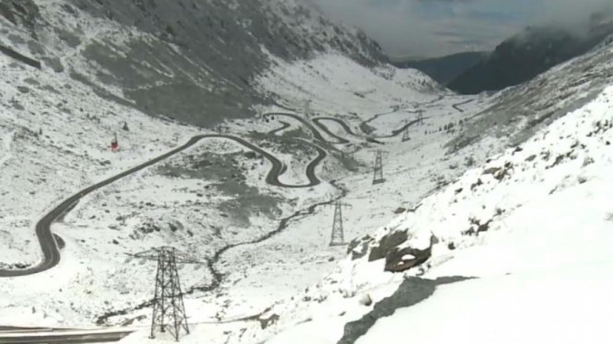 transfagarasan sub zapada cum arata drumul spectaculos din romania video
