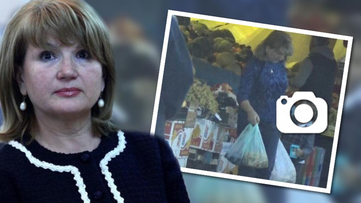 a fost prima doamna a romaniei dar uite cum se comporta ce a facut maria basescu de fata cu nepotii