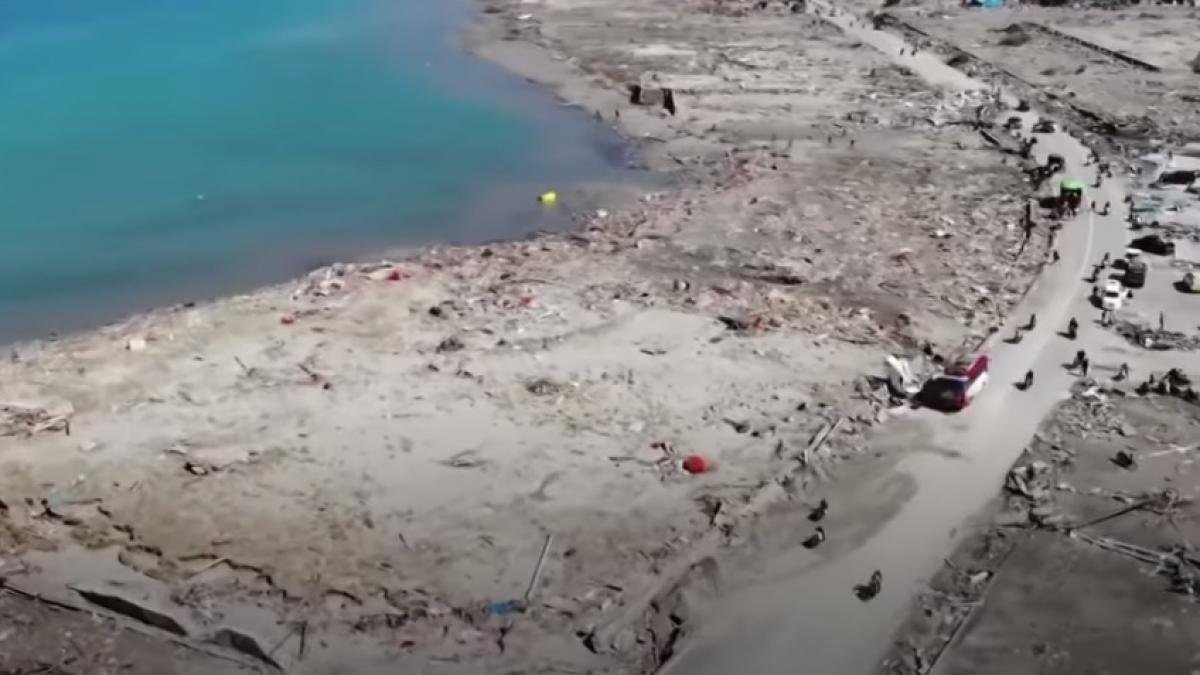 momentul in care pamantul s a lichefiat in indonezia dupa cutremur video