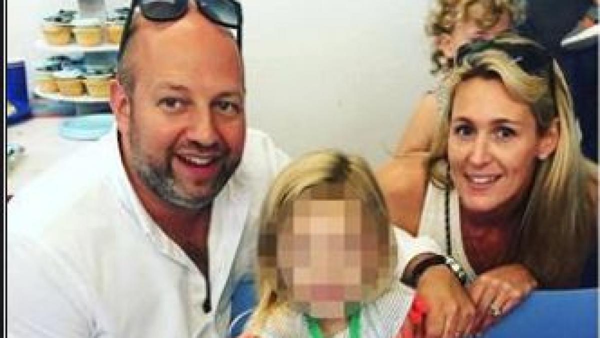 o mama cauta bona pentru copilul ei nou nascut i a trimis un mesaj sotului dupa care a fost data in