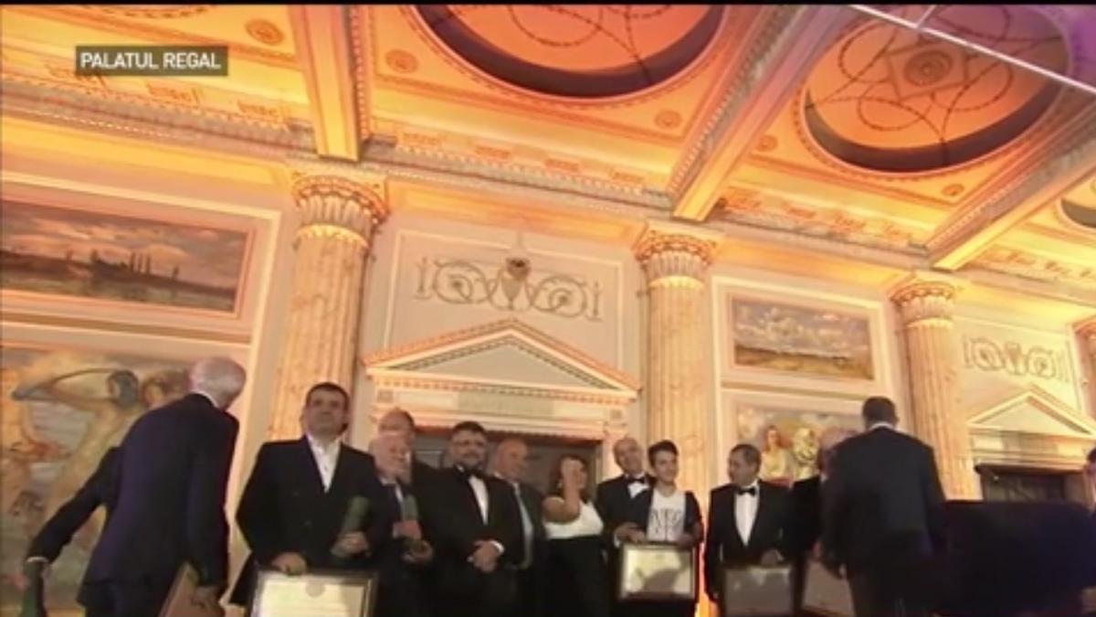 personalitati din lumea stiintifica si culturala premiate in cadrul galei constantin brancoveanu