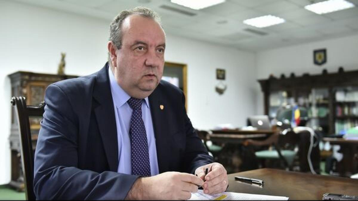 directorul romsilva a fost inlocuit