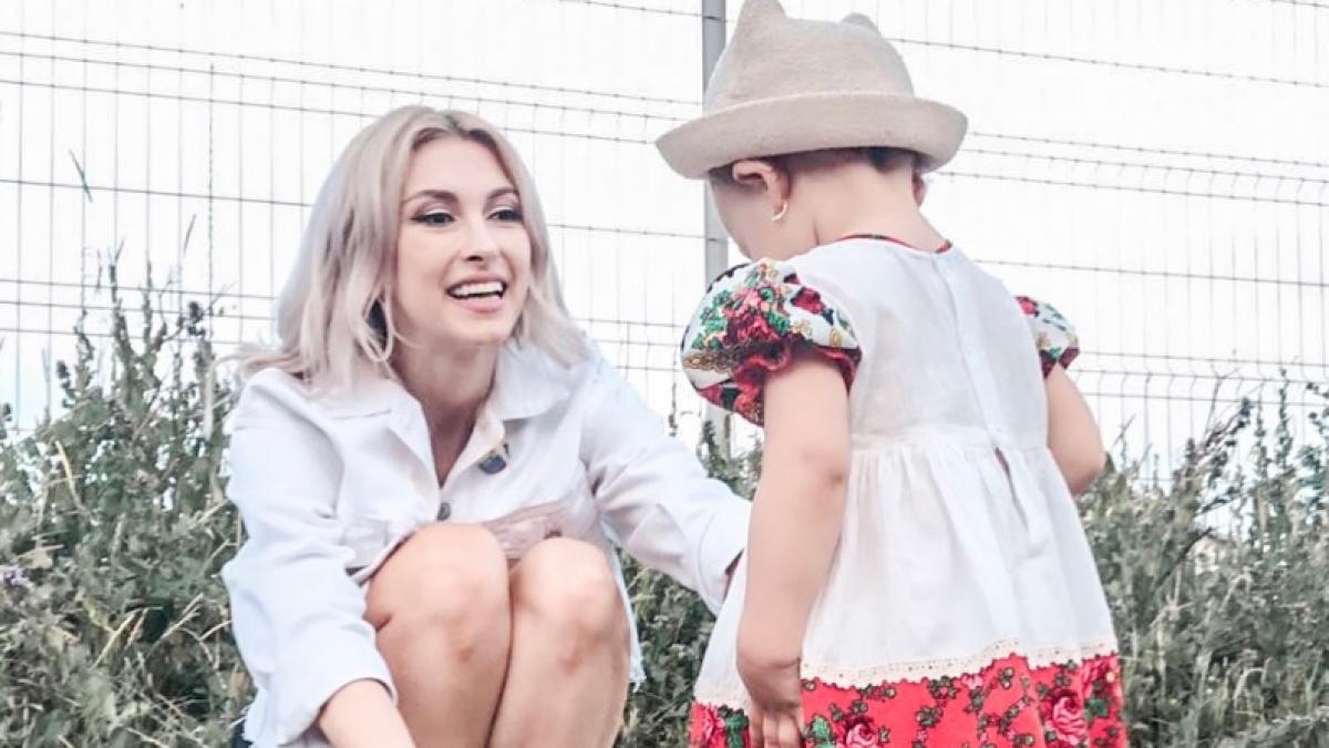 motivul pentru care andreea balan evita sa arate chipul fetitei sale