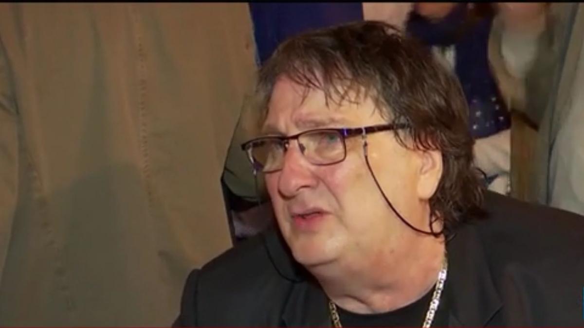 caricaturistul stefan popa popas a deschis salonul international de caricatura