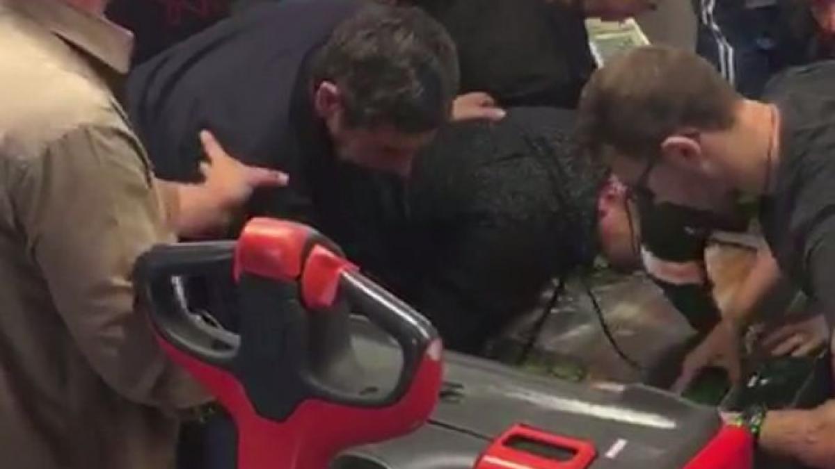 imaginile zilei vin din constanta oamenii s au calcat in picioare pentru reduceri video